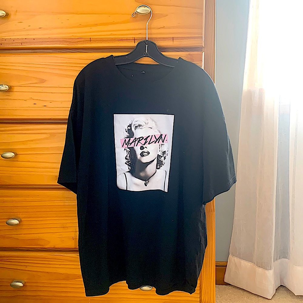 Black XXL SHEIN Marilyn Monroe printed t-shirt